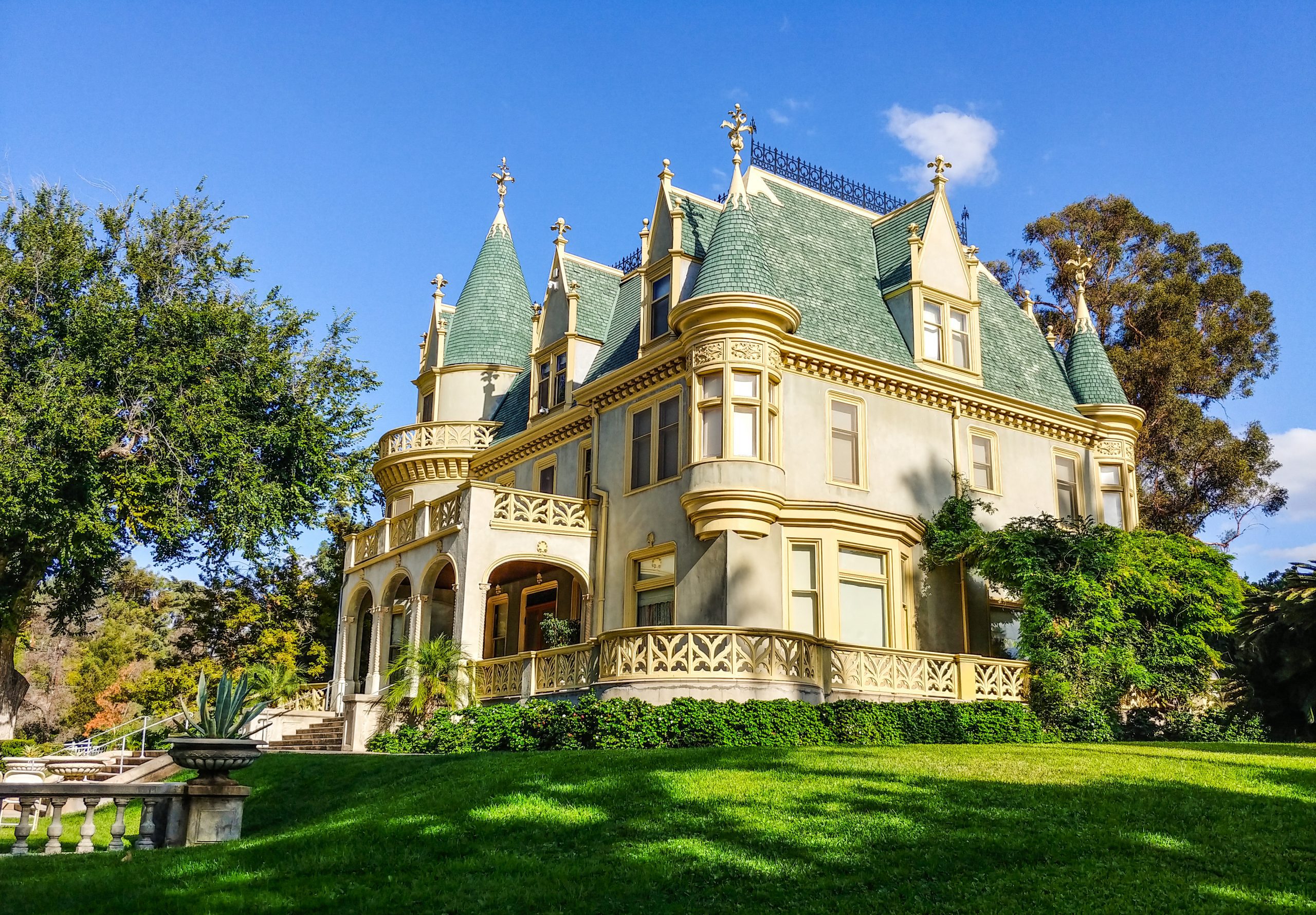 View of the Kimberly Crest House surrounded by gardens.